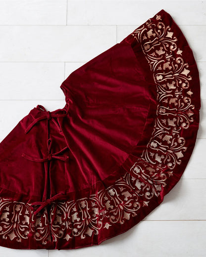 Holiday Velvet Tree Skirt – Premium Embroidered Finish